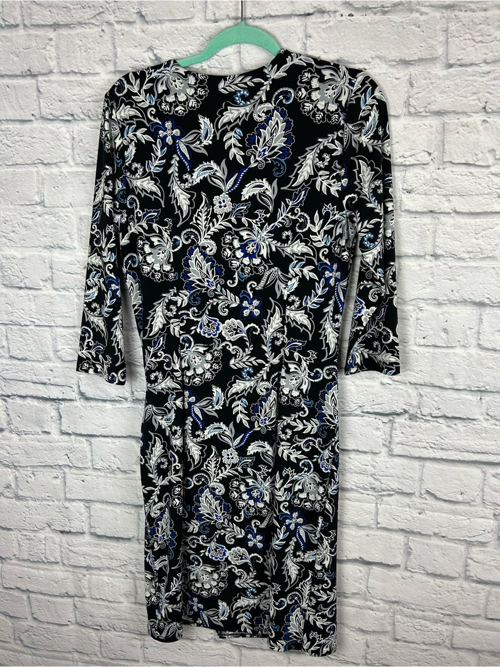 White House Black Market Faux Wrap Dress Black Blue Paisley Floral NWT Medium - Picture 9 of 9